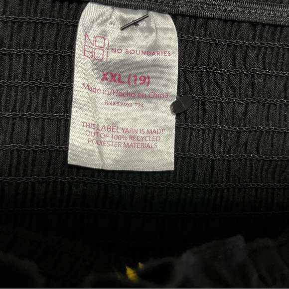 Sunflower  Tank - Picture 3 of 3